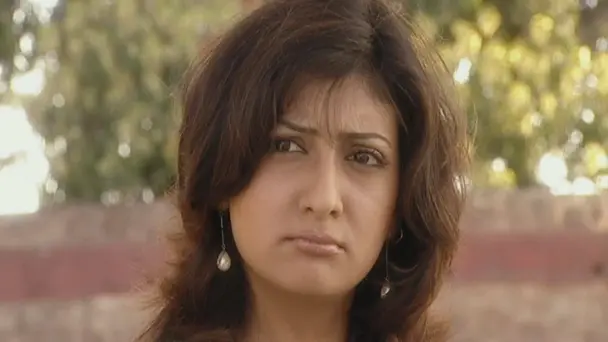 Sumit Agrees to Help Kumkum