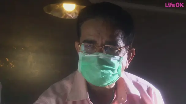 Nikhil searches for Laajo
