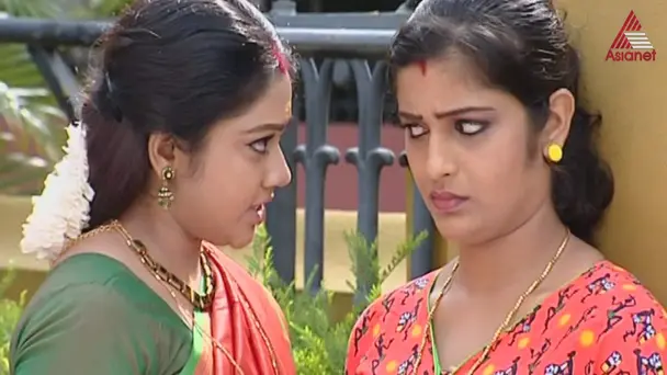 Amrutha threatens Varsha