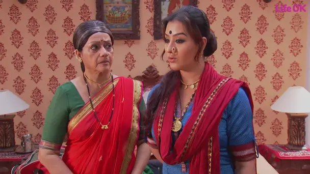 Aaji goes to her village