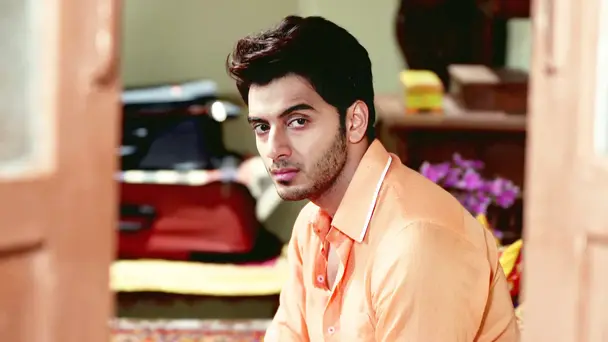 Ajit Gets Angry With Vividha