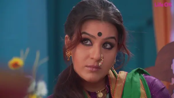 Daya Maayi engages Raghu in executing her work