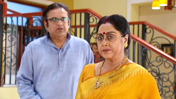 Lata Poses A Challenge