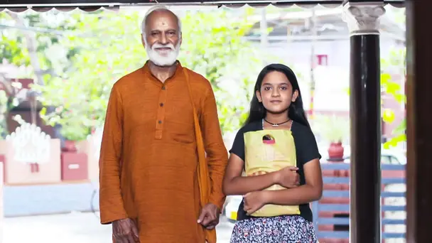 Anumol Visits Devan's Place