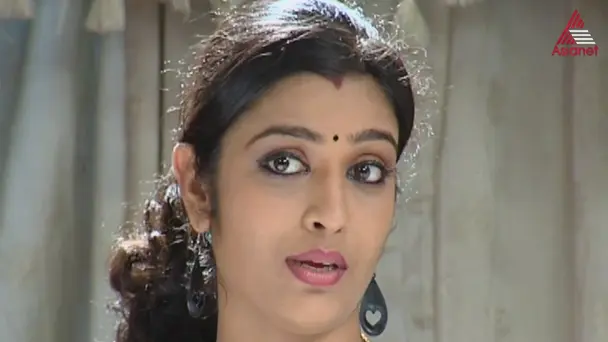 Varsha's fake concern for Amrutha