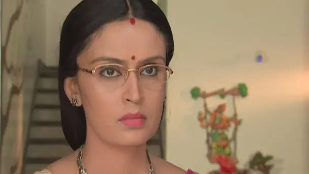 Sukanya Confronts Naveen