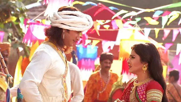 Krishna, Radha Go To The Market