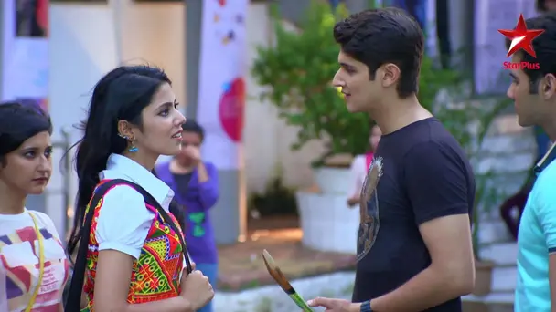 Naksh returns Tara's hockey stick