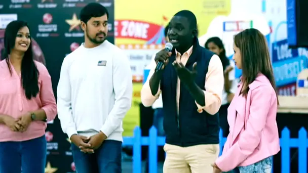 Super Jodi Stars Perform for Public