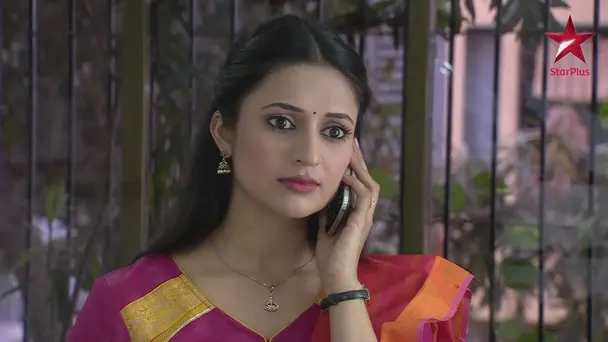 Don't Ruhi and her father talk?