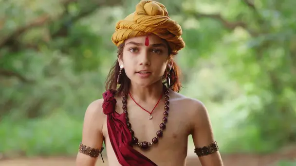 Chandra Loots Maurya's Convoy