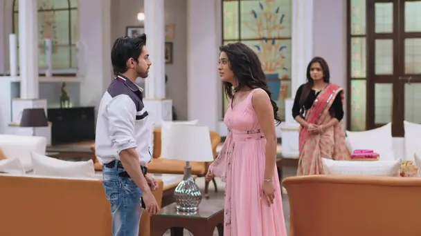 Will Naira Expose Shubham?