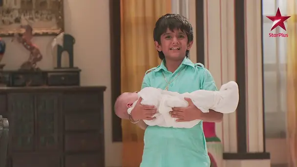 Sampooran returns the baby