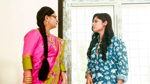 Malleeswari Obliges Bhargavi