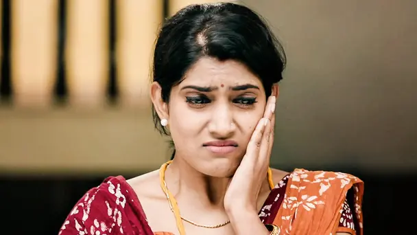 Malar Slaps Sakthi Jr.