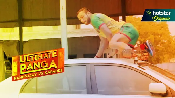 Wow! Rakesh Kumar leaps off a car!