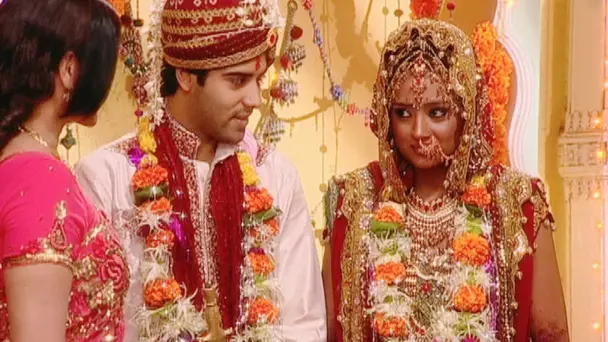 Ragini Enters Her New Home