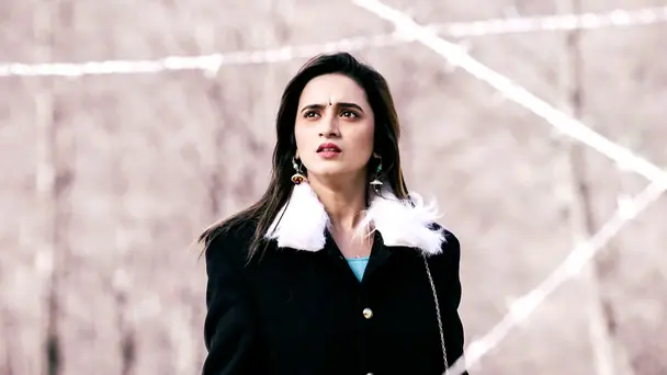 Vividha Tries To Escape