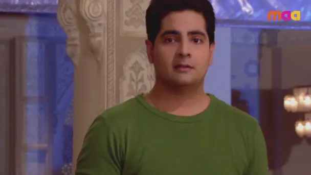 Karthik, Akshara are anxious