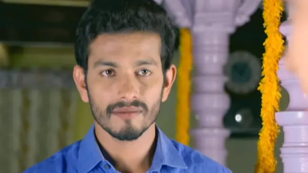 Rahul Expresses his Love