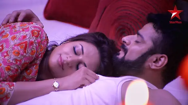 Ishita-Raman in Bed, Together!