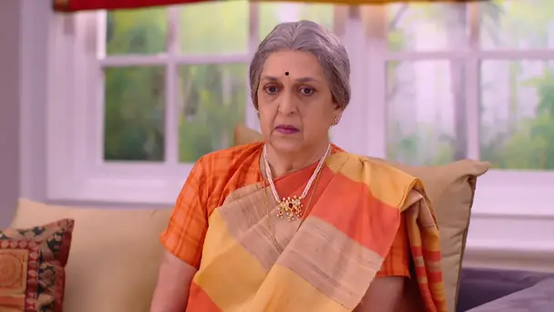 Sumitra Apologises to Mr Pradhan