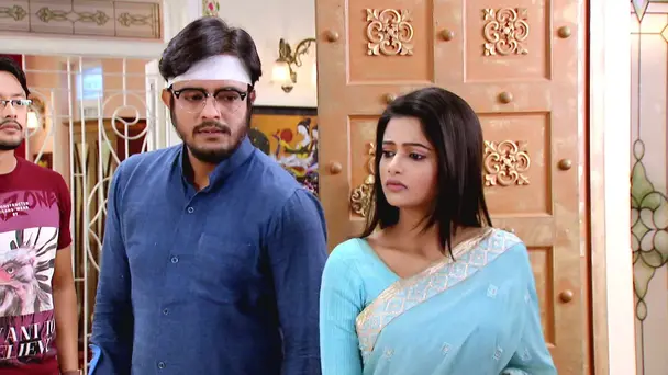 Aditya Convinces Ahana