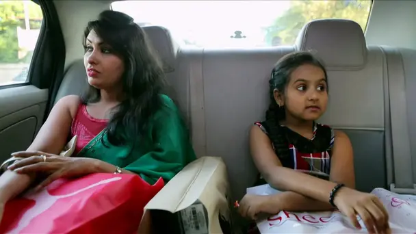 Pooja Mocks Vandhana