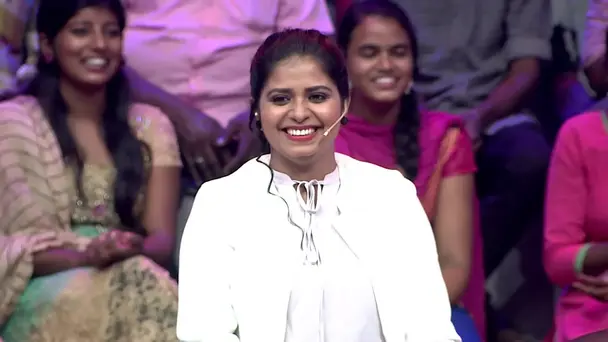 Lollu Sabha Team in the House