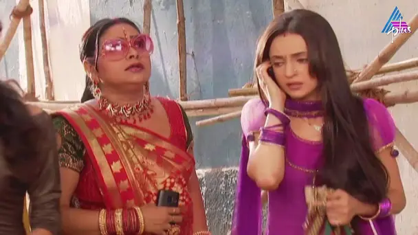 Sruthi gets a threatening call