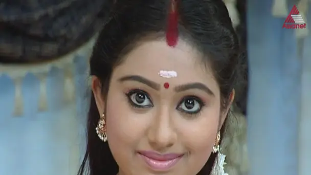 Urmila yells at Amrutha