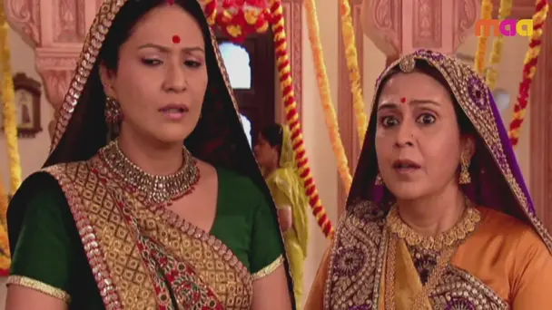 Gayathri is Furious at Rajeshwari