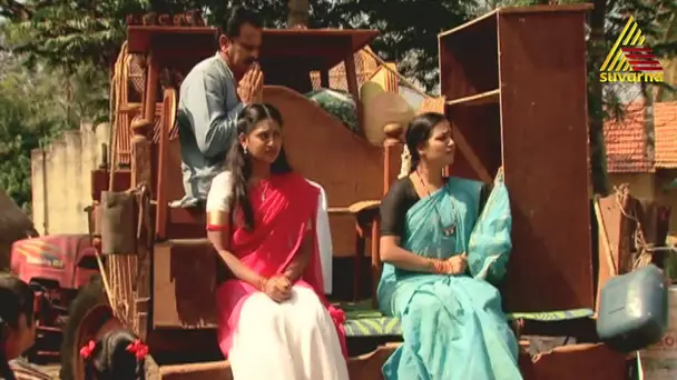 Durga's Family Leaves Their House