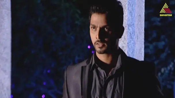 Vishnuvardhan is agitated