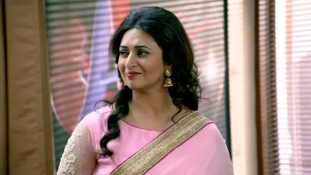 Raman Surprises Ishita