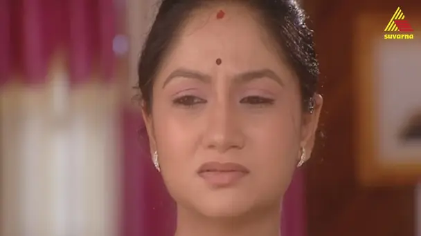 Amrutha prepares to leave house