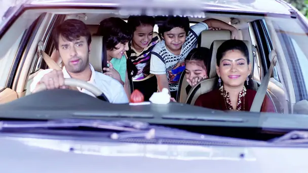 Yuvraaj, Suhani Get Ganesha Home