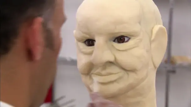 Life-Sized Cakes