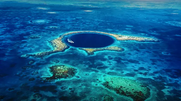 Great Blue Hole of ...