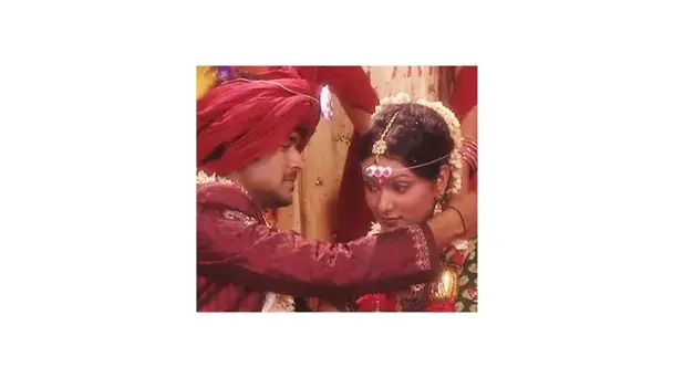 Amruthavarshini - 2012 - Season 1