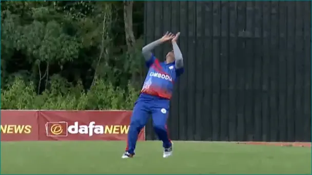 Shah Hussain's 3 for 17 | Match 1 