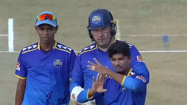 Chattogram Royals beat Rajshahi Warriors by 2 wickets | Match 29