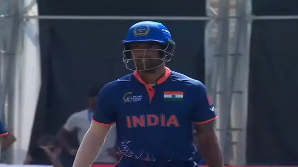 Abhimanyu Mithun's 50 off 16 | Bowl Match 2