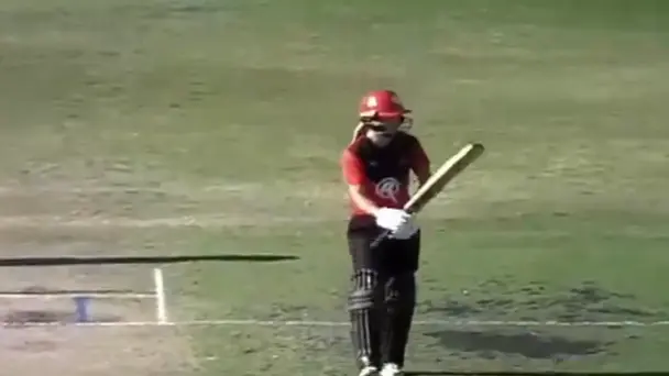 Emma de Broughe's 54 off 39 | Match 10