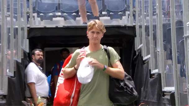 Sebastian Korda vs Valentin Vacherot | Show Court 1