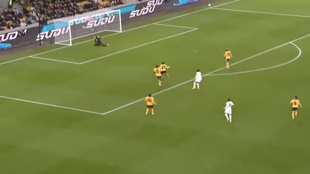 OUTRAGEOUS! Gittens netted a brilliant goal vs Wolves