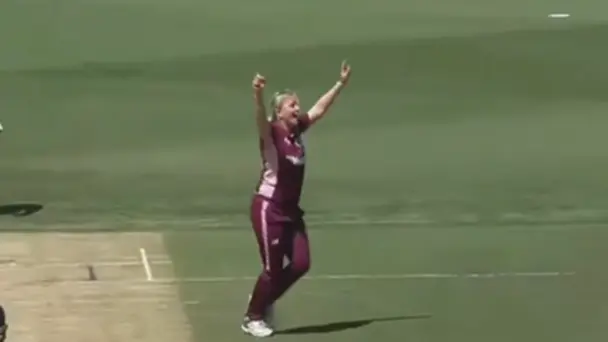 Grace Parsons's 3 for 34 | Match 40 