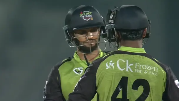 446! Omarzai stuns Taskin Ahmed