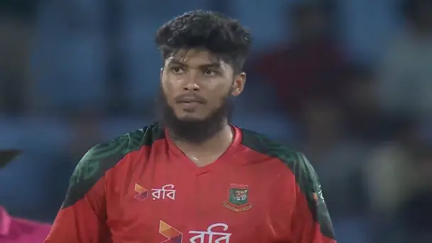 Rishad Hossain's 3 for 43 | 3rd T20I