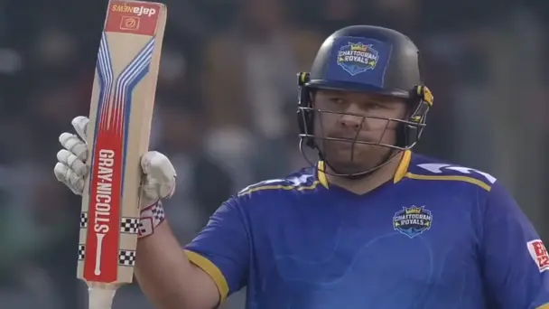 Adam Rossington's 60* off 36 | Match 11